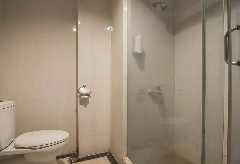 Номер Стандарт, Reddoorz Premium Syariah @ Semarang City Center