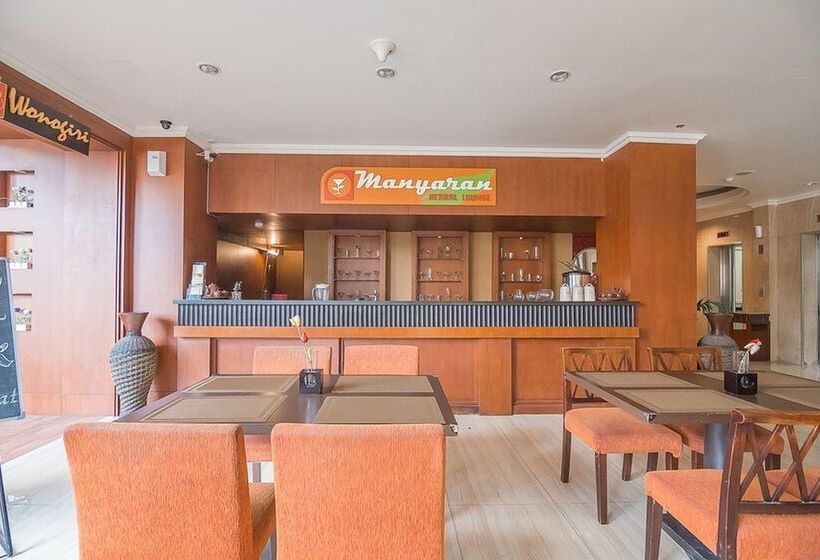 Номер Стандарт, Reddoorz Premium Syariah @ Semarang City Center