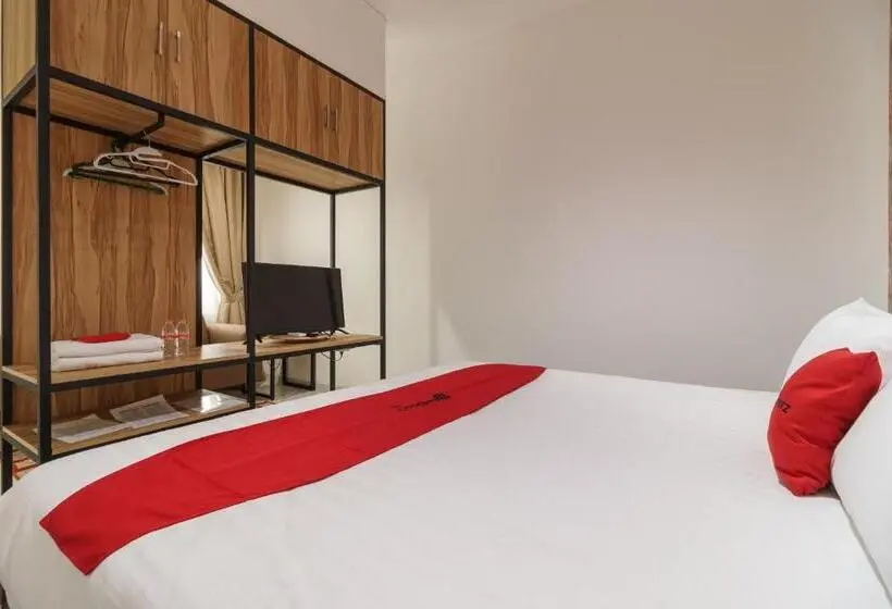Deluxe Zimmer, Reddoorz Plus Near Exit Toll Puncak 2