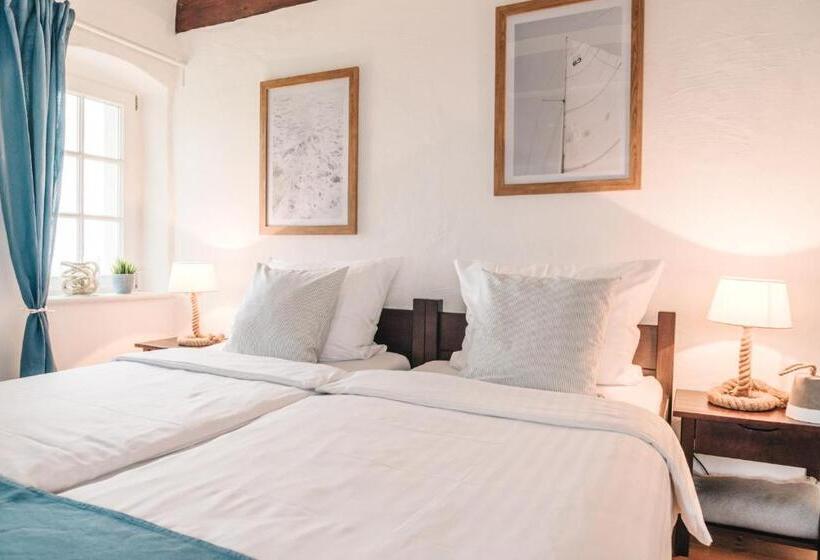 Standard Room Lake View, Inselresort Wilhelmstein