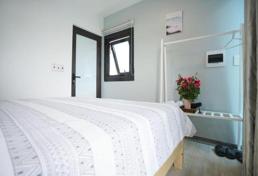 اتاق استاندارد با چشمانداز باغ, Almor Hostel With Pool In Right Center