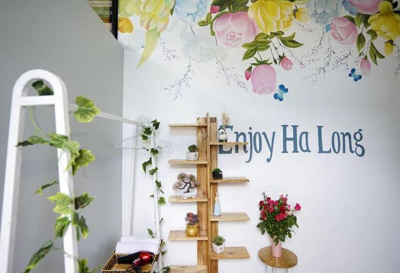 اتاق استاندارد با چشمانداز باغ, Almor Hostel With Pool In Right Center