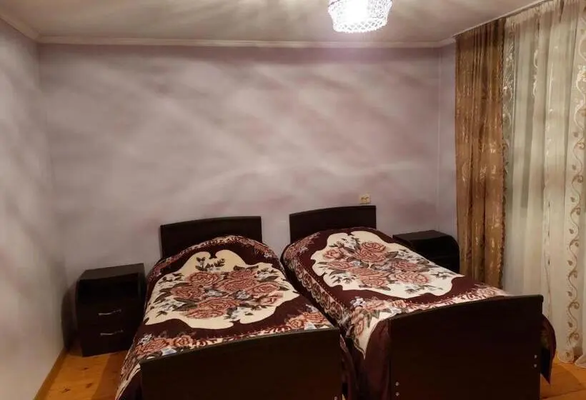 اتاق اکونومی, Bombora