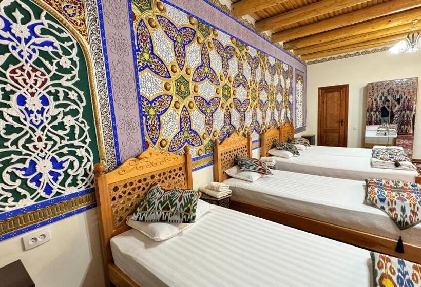 اتاق استاندارد چهار تخته, Koh I Noor