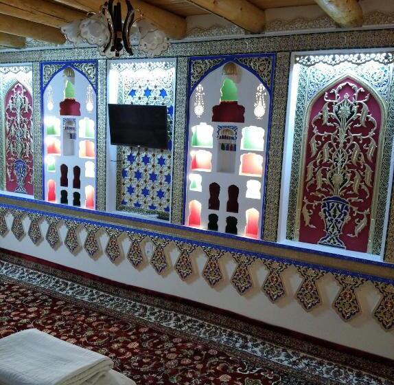 חדר סטנדרט לארבעה, Koh I Noor