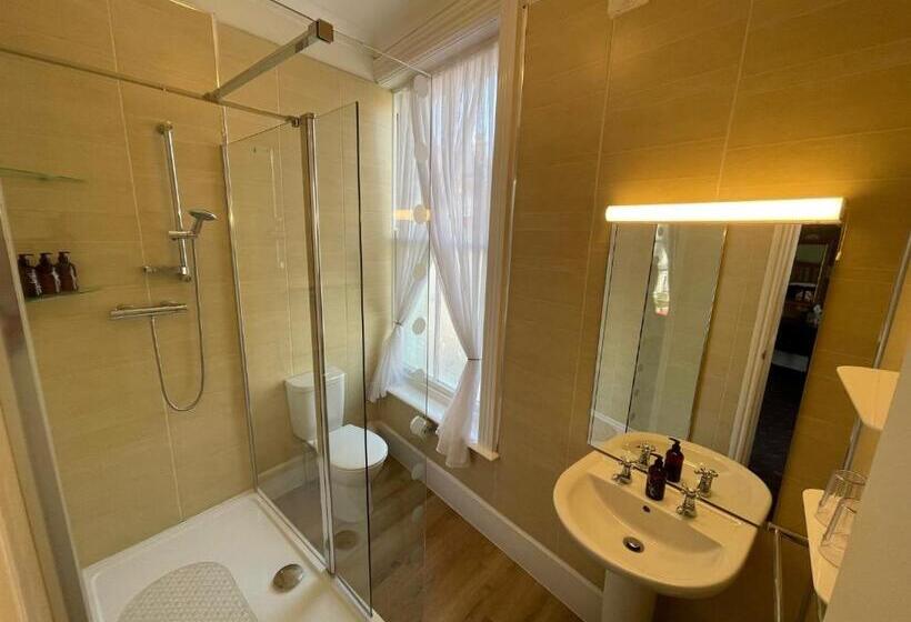 デラックスルーム, The Captain S Lodge Accommodation