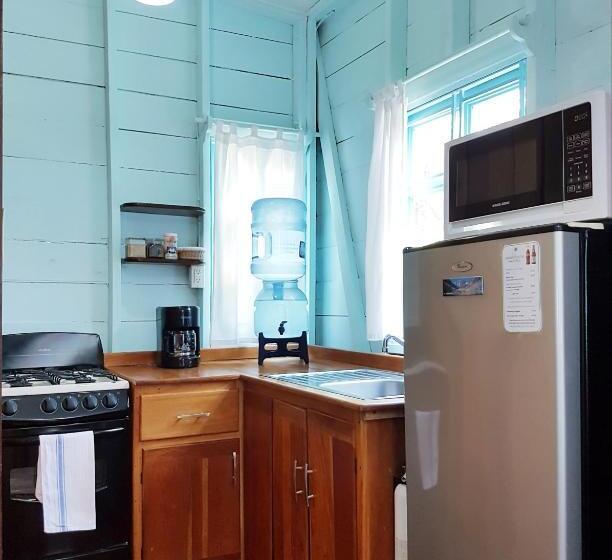 استودیوی استاندارد, Sea Dreams