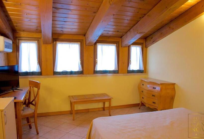 Habitació Estàndard, Casanova