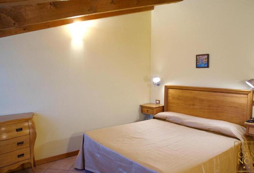 Habitació Estàndard, Casanova