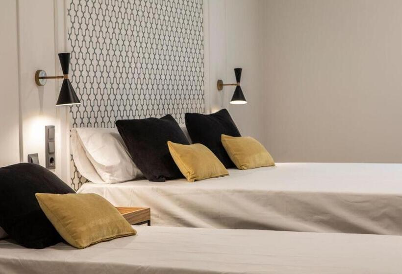 غرفة قياسية ثلاثية, Blanq Comedias