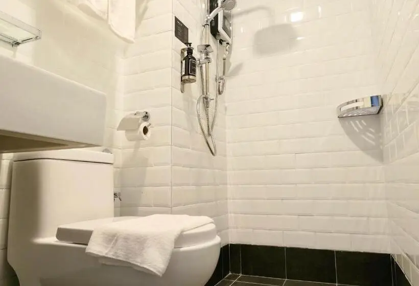 クイーンサイズベッドのスタンダードルーム, Le Embassy Hotel Georgetown