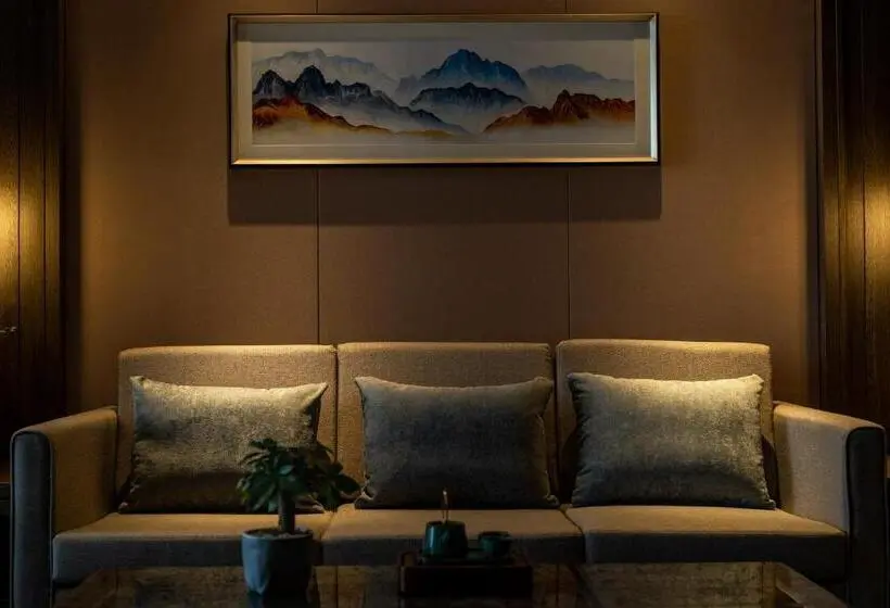 اتاق استاندارد با چشمانداز, Jinling Grand