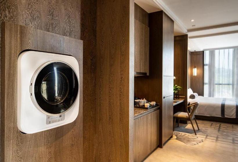 آپارتمان 1 خوابه, Jinling Grand