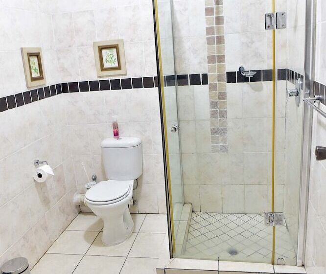 Номер Deluxe, Kamsa Royal Guest House