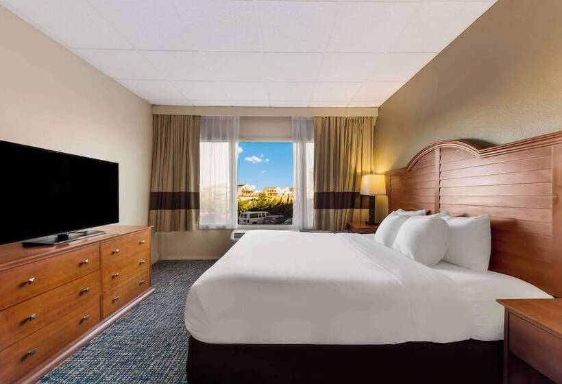 Номер Стандарт Кровать Кинг Адаптированный для Инвалидов, Comfort Inn South Oceanfront