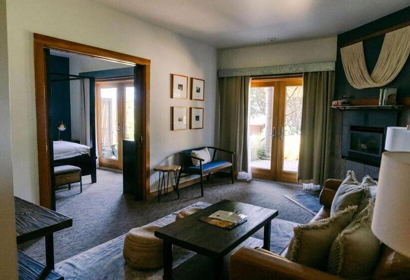 جناح, Costanoa Lodge And Camp