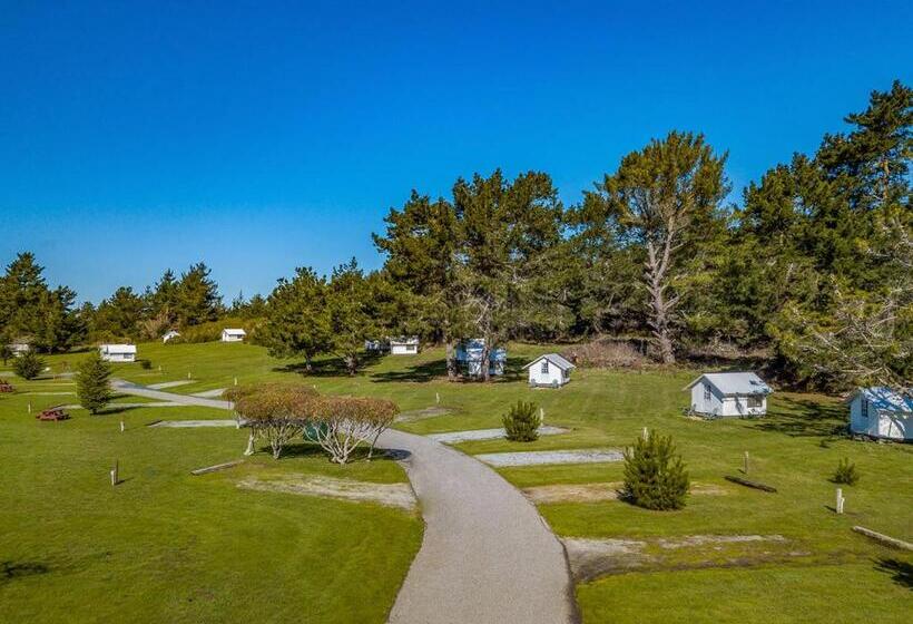 كوخ قياسي, Costanoa Lodge And Camp