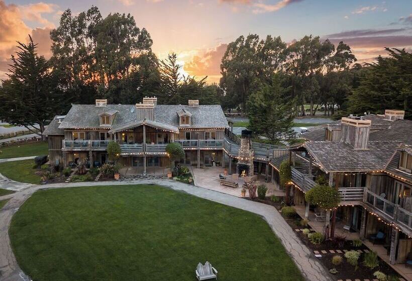 كوخ قياسي, Costanoa Lodge And Camp