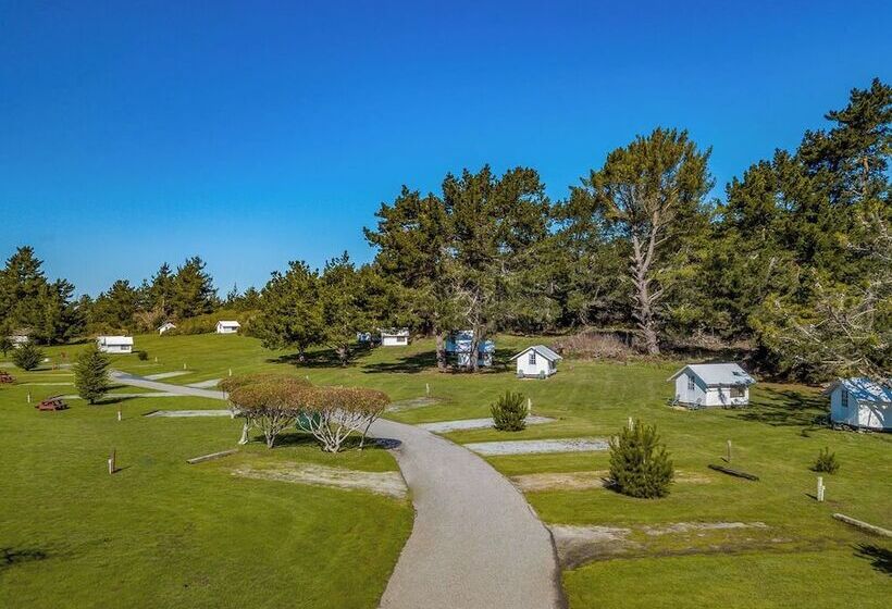 كوخ قياسي, Costanoa Lodge And Camp