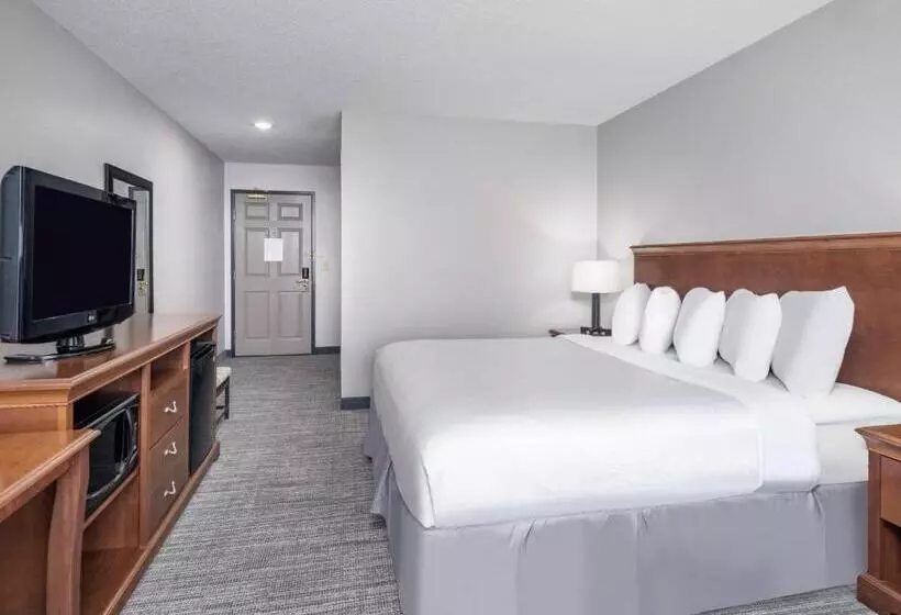 キングサイズベッドのスタンダードルーム, Country Inn & Suites By Radisson, Toledo, Oh