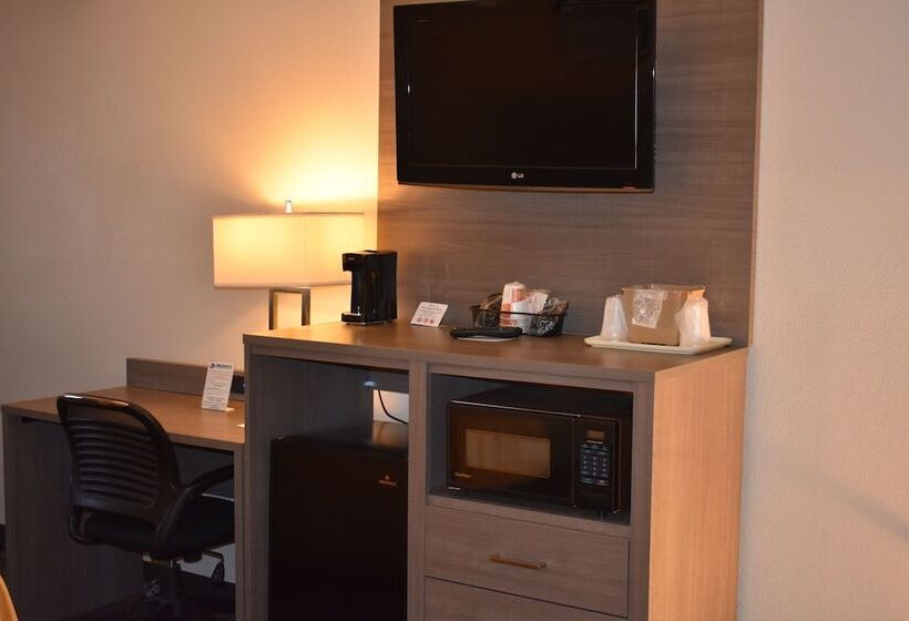 חדר סטנדרט שתי מיטות זוגיות, Quality Inn & Suites Kearneysville  Martinsburg