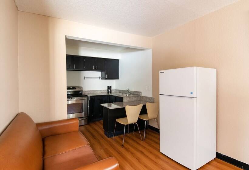 Номер Премиум, OYO Hotel Irving DFW Airport North