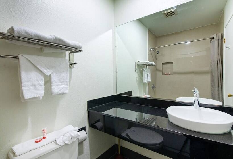 Люкс 2 Спальни, OYO Hotel Irving DFW Airport North