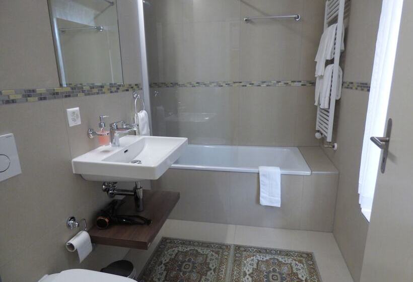 חדר סטנדרט, La Belle Croix