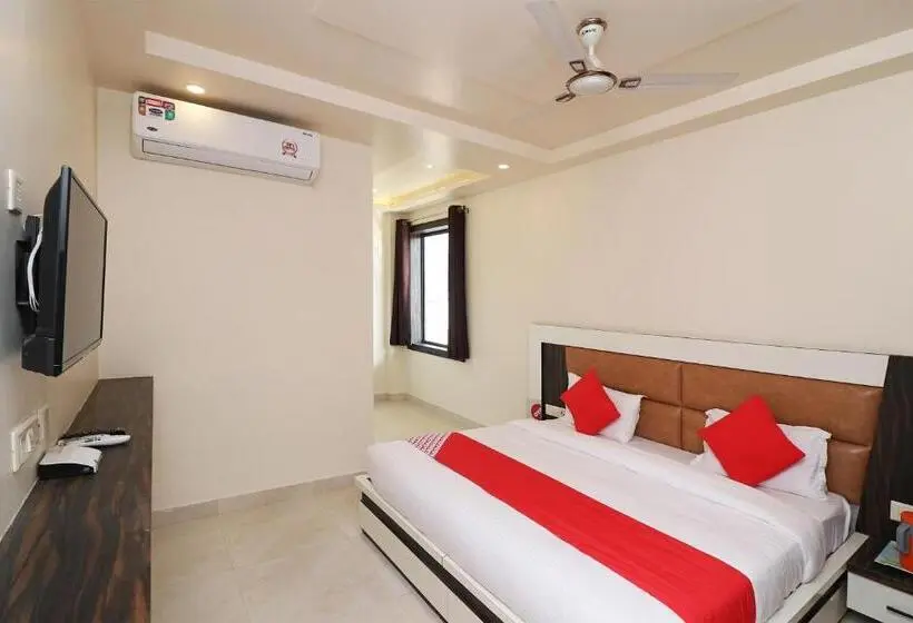 Deluxe-huone, Capital O Krishnandan