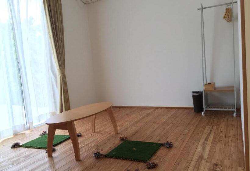 Номер Economy, Yakunoyado Taguchi