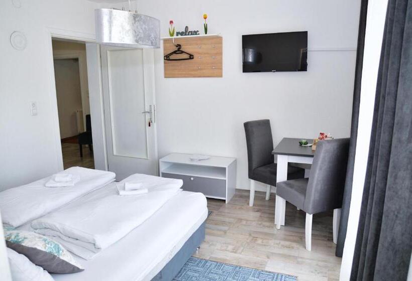 اتاق استاندارد با بالکن, Guesthouse Marivo