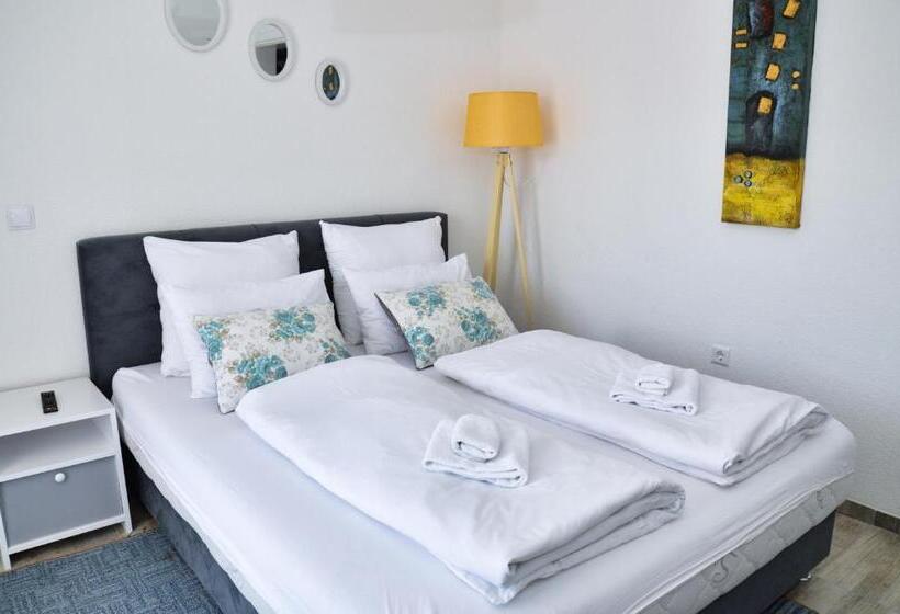 اتاق استاندارد با بالکن, Guesthouse Marivo