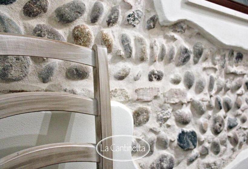 غرفة قياسية, La Cantinetta