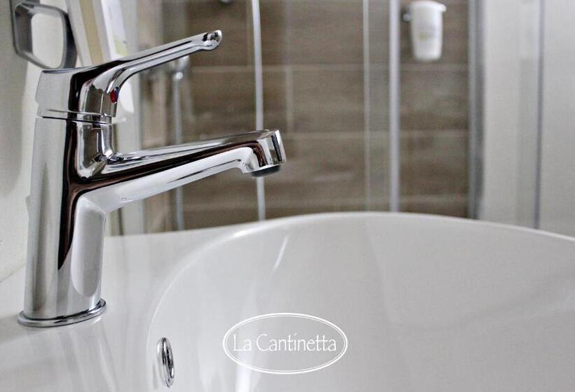 Standard room with outdoor bath, La Cantinetta