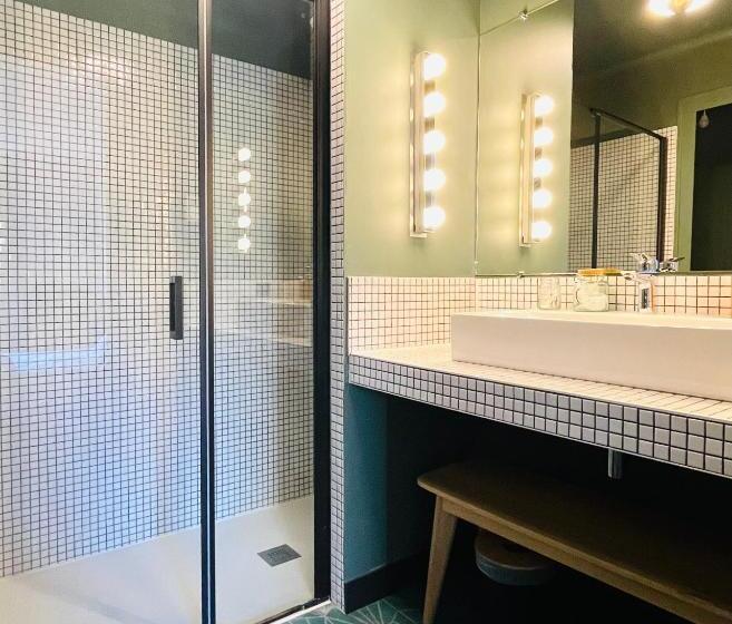 Трехместный Номер Комфорт, La Cascade