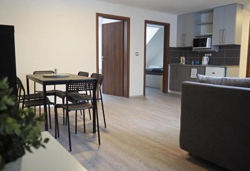 Люкс 2 Спальни, Pension Anja