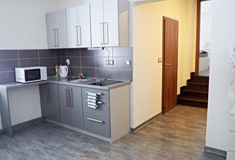 Люкс, Pension Anja