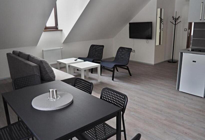 Люкс 2 Спальни, Pension Anja