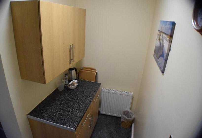 Suite Familiar, Seashells Beach