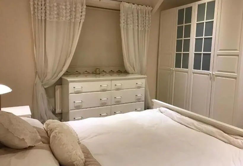 キングサイズベッドのスタンダードルーム, The Old Rectory