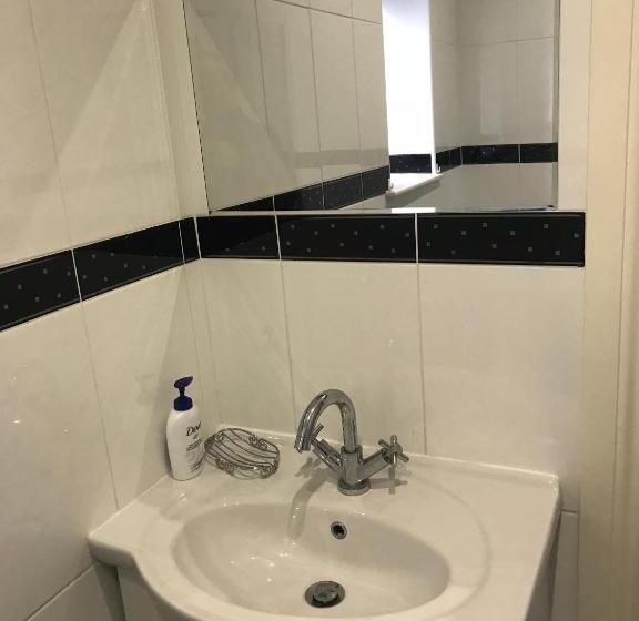 스탠다드 룸, The Old Rectory