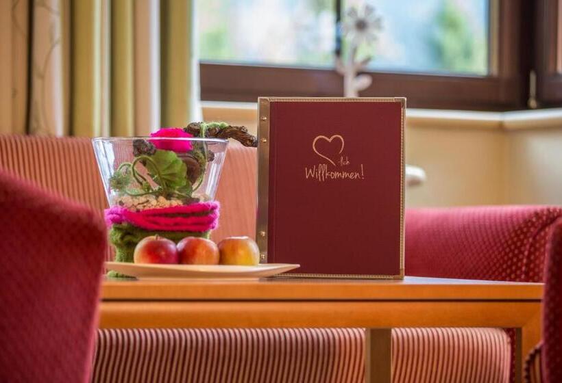 سوییت خانوادگی, Bliem S Familien