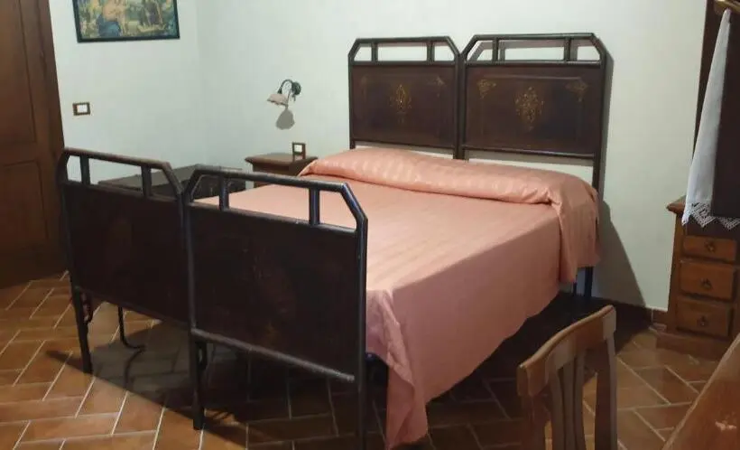 Perhehuone, Agriturismo Il Castagneto