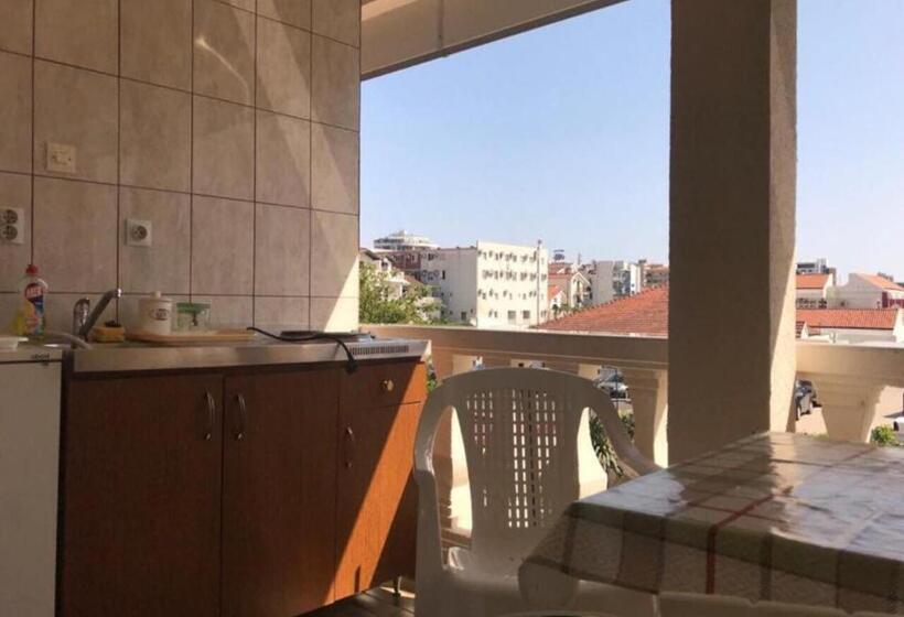 اتاق استاندارد با بالکن, Apartments Batalo