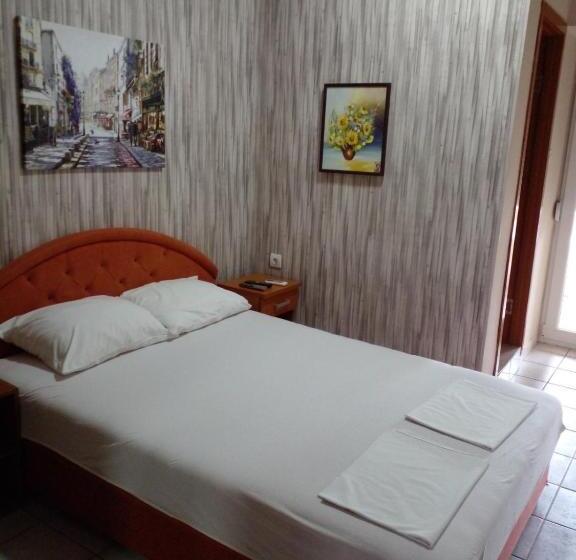 اتاق استاندارد با بالکن, Apartments Batalo