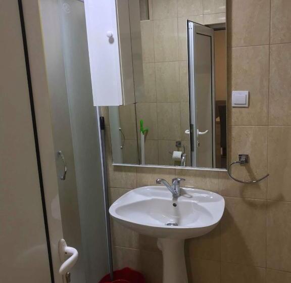 آپارتمان لوکس 1 خوابه, Apartments Batalo