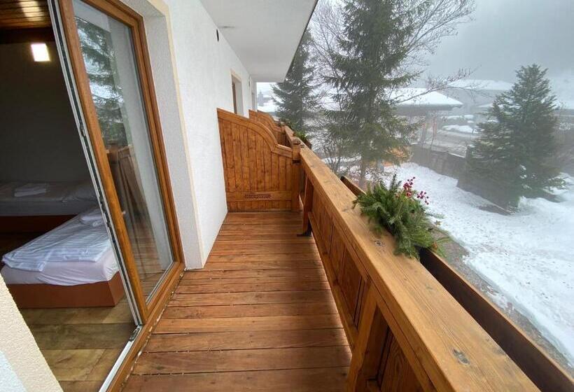 غرفة قياسية رباعية, Pension Tyrol