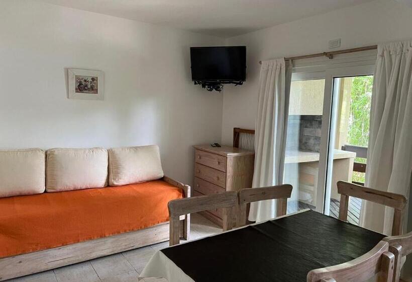 آپارتمان 1 خوابه, Los Aromos De Valeria