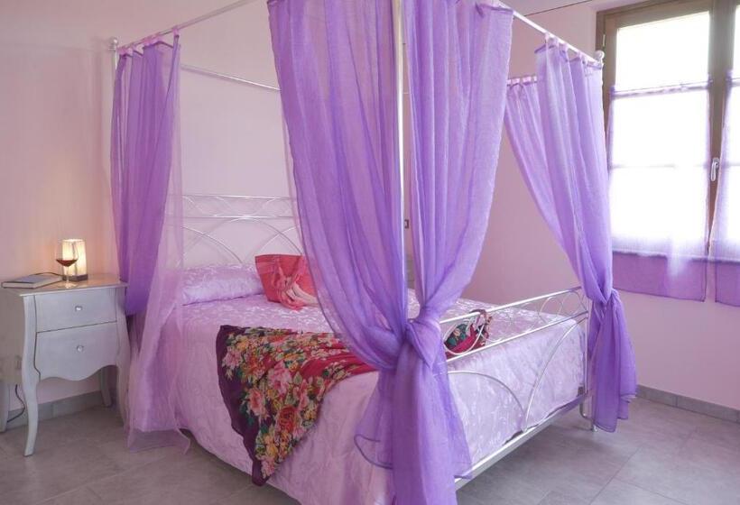 Quarto Estandar, Casa Cardinali