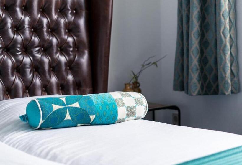 חדר סטנדרט, Centraal